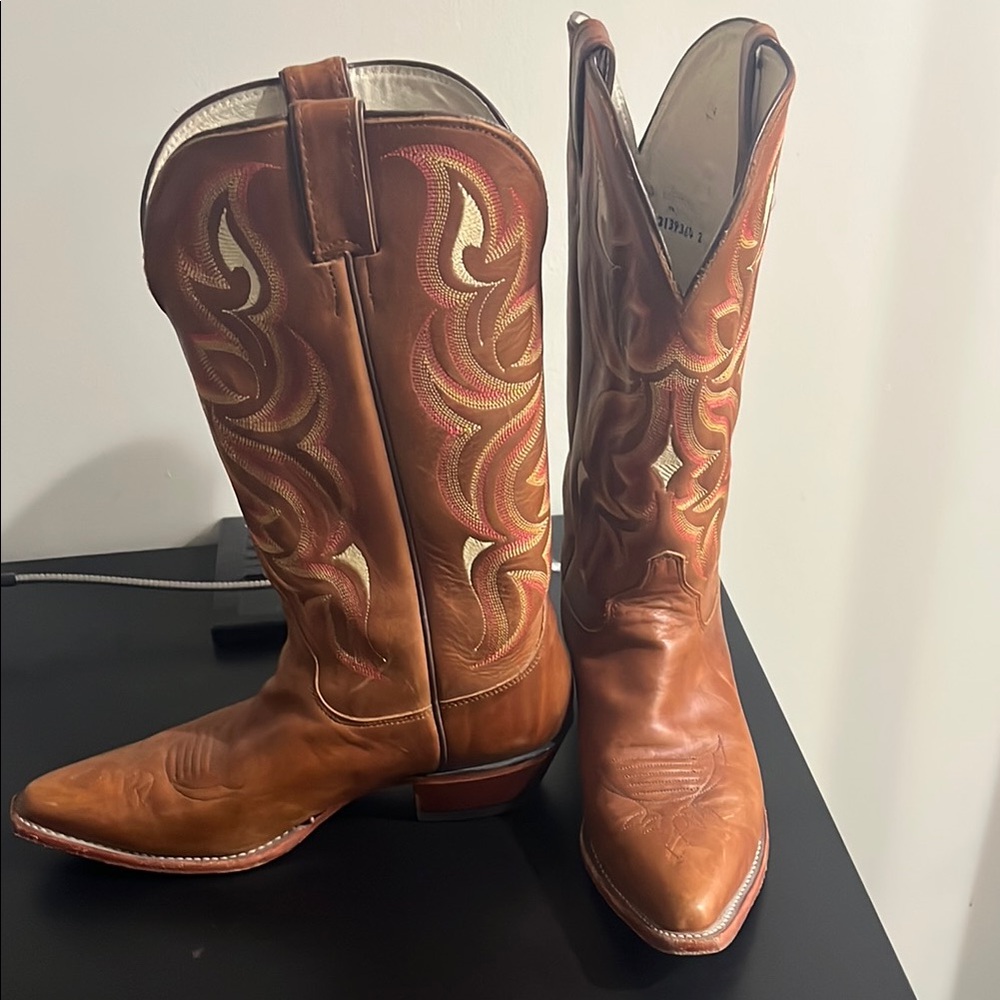 Justin boots handcrafted size 10